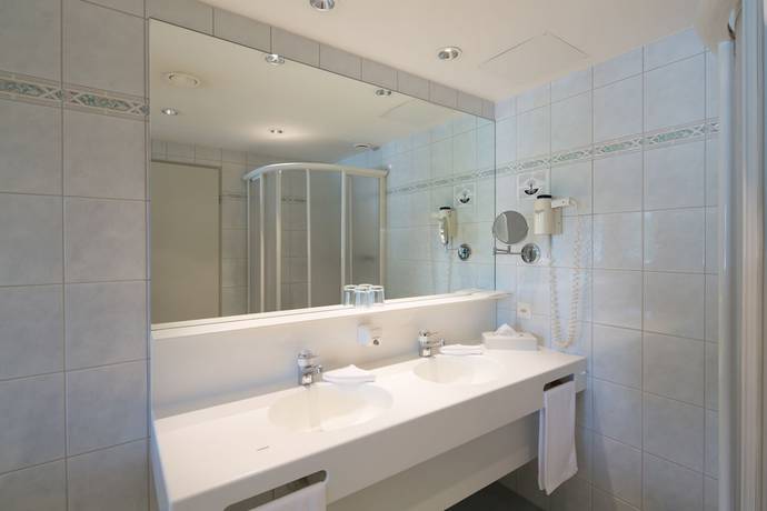 Imagen de la habitación del Hotel Florida, Studen. Foto 7