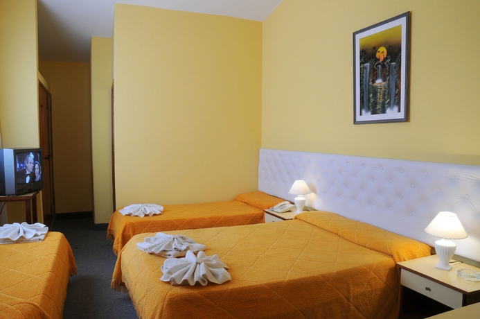 Imagen de la habitación del Hotel Florida, VILLA CARLOS PAZ. Foto 1