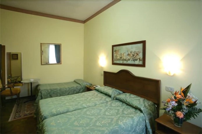 Imagen de la habitación del Hotel Florida, Venecia. Foto 11