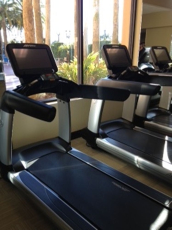 Imagen de los interiores del Hotel Florida and Conference Center In The Florida Mall. Foto 9