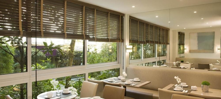 Imagen del bar/restaurante del Hotel Floride Etoile. Foto 9