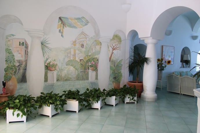 Imagen de los interiores del Hotel Floridiana Terme. Foto 15
