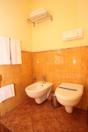 Imagen de la habitación del Hotel Florio Oper&agrave; Palermo Central. Foto 11