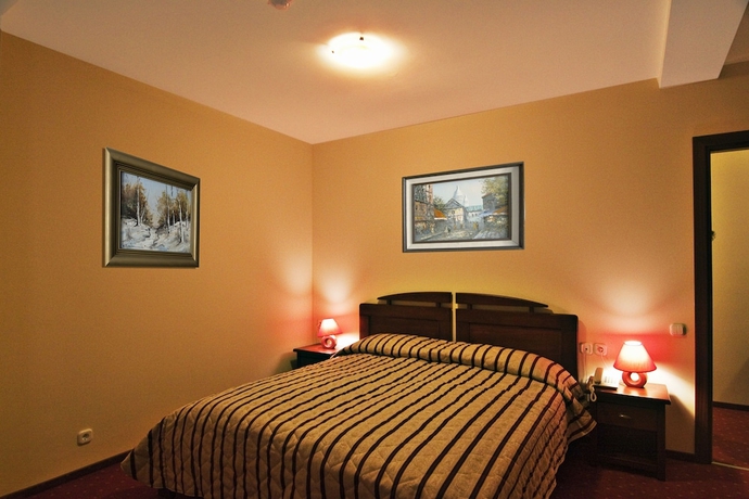 Imagen de la habitación del Hotel Floris, Cheia. Foto 5