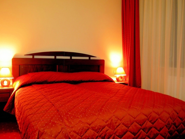 Imagen de la habitación del Hotel Floris, Cheia. Foto 6
