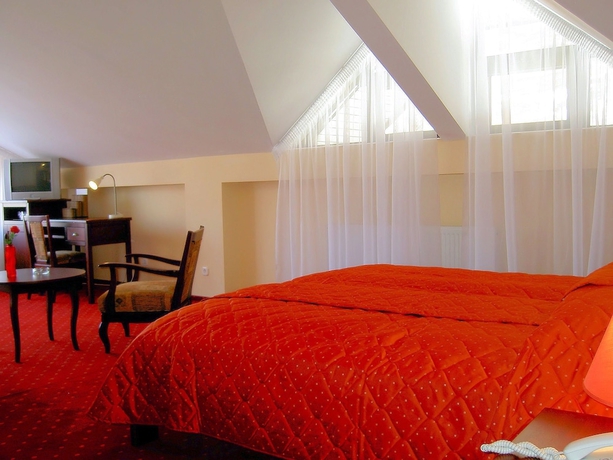 Imagen de la habitación del Hotel Floris, Cheia. Foto 7