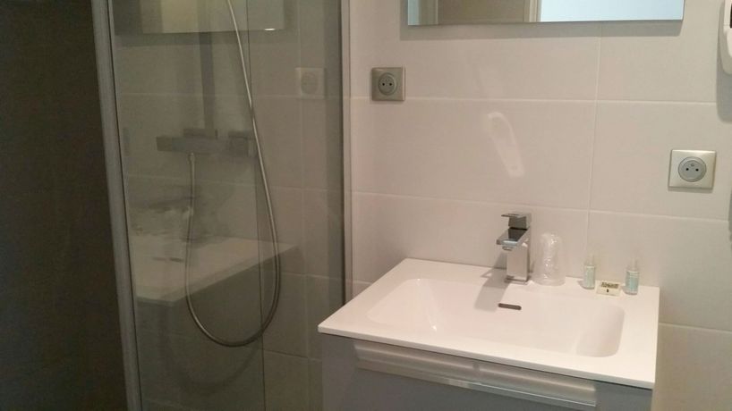 Imagen de la habitación del Hotel Flots D'azur. Foto 2