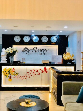 Imagen de los interiores del Hotel Flower. Foto 38