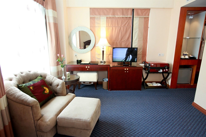 Imagen de los interiores del Hotel Flower Garden. Foto 14