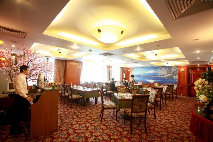 Imagen del bar/restaurante del Hotel Flower Garden, Hanoi. Foto 4