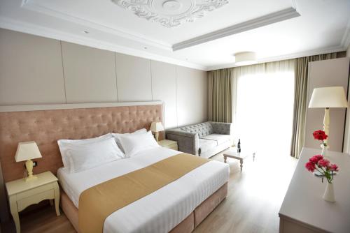 Imagen de la habitación del Hotel Flower Hotels & Resorts. Foto 6