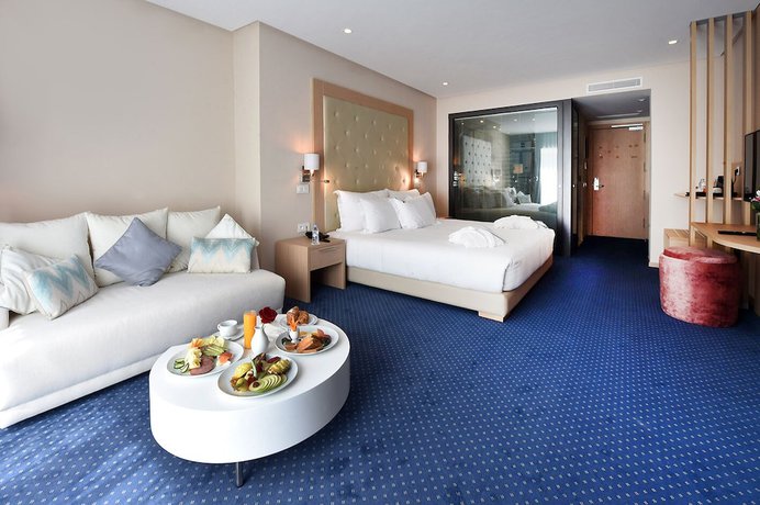 Imagen de la habitación del Hotel Flower Town and Spa. Foto 5