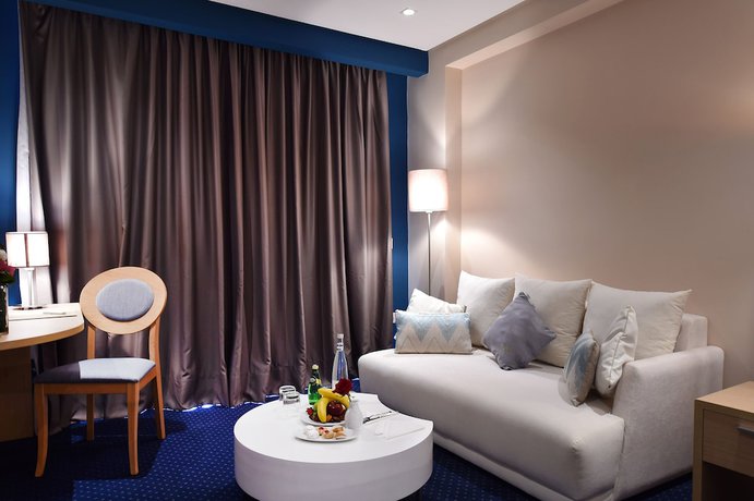 Imagen de la habitación del Hotel Flower Town and Spa. Foto 13