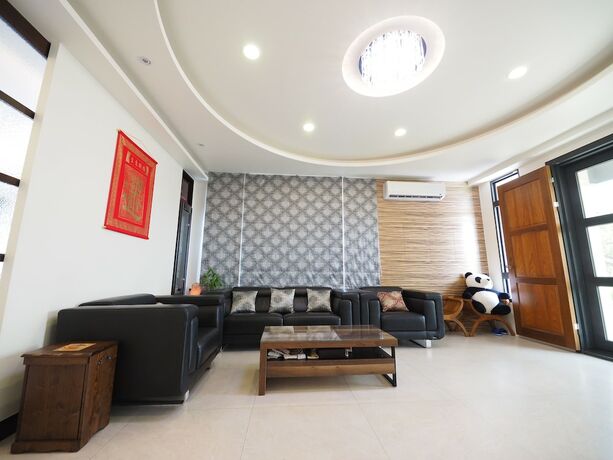 Imagen de los interiores del Hotel Flowerforest. Foto 20