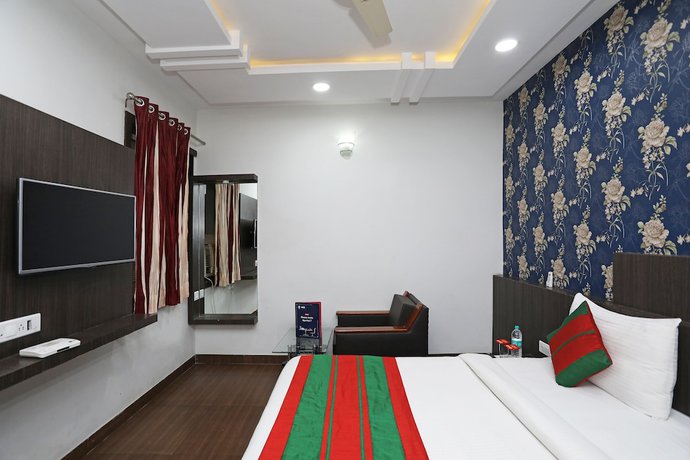 Imagen de la habitación del Hotel Flowers Inn. Foto 18