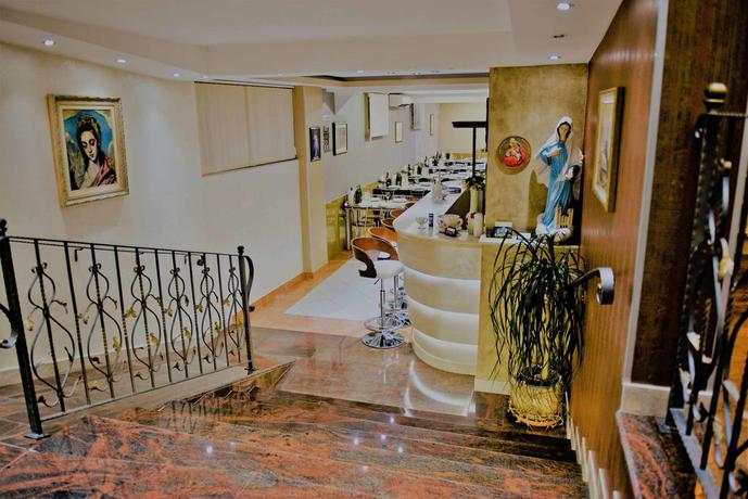 Imagen de los interiores del Hotel Flowers, Medjugorje. Foto 12