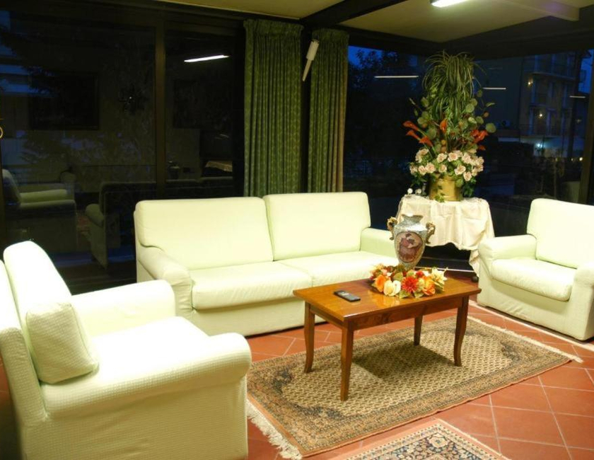 Imagen general del Hotel Flowers, Montecatini Terme. Foto 6
