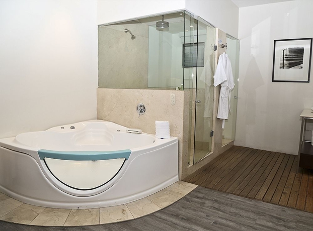 Imagen de la habitación del Hotel Flowsuites Polanco. Foto 10