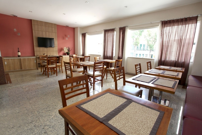 Imagen del bar/restaurante del Hotel Fluminense. Foto 3