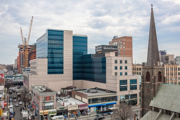 Imagen de los exteriores del Hotel Flushing Central. Foto 9