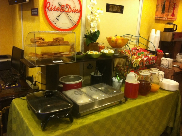 Imagen del bar/restaurante del Hotel Flushing Central. Foto 3