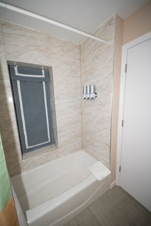 Imagen general del Hotel Flushing Garden. Foto 18