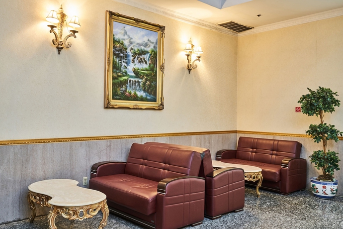 Imagen de los interiores del Hotel Flushing Hotel. Foto 18