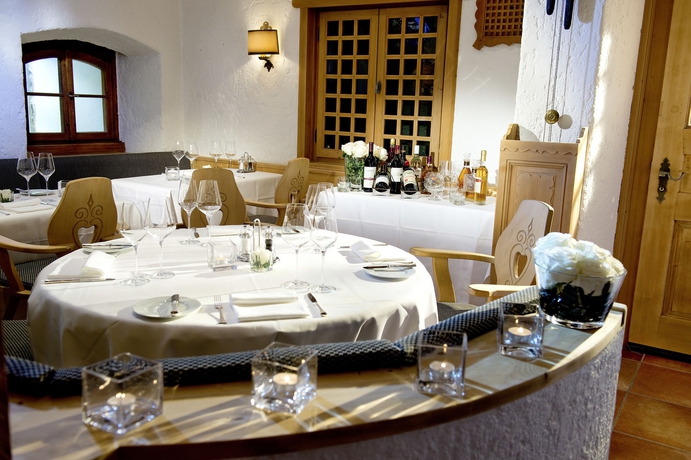 Imagen del bar/restaurante del Hotel Fl&uuml;ela Davos, In The Unbound Collection By Hyatt. Foto 6