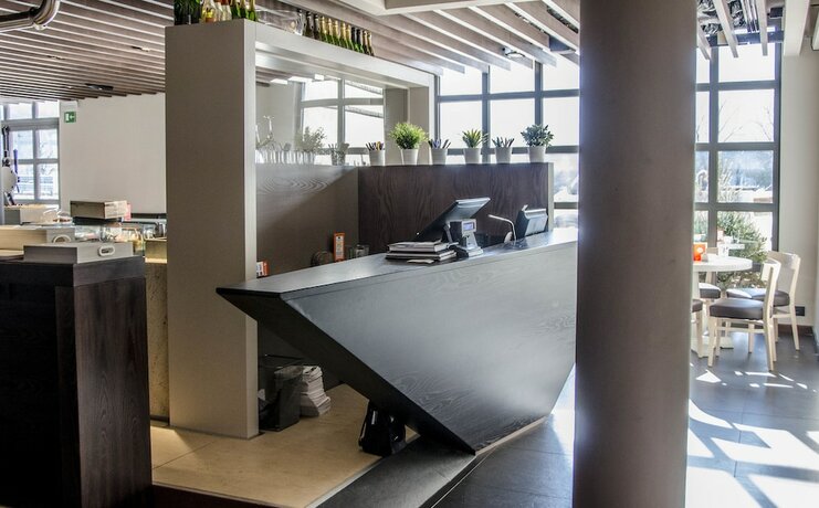 Imagen del bar/restaurante del Hotel Fly Bike. Foto 4