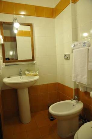 Imagen de la habitación del Hotel Fly, Casoria. Foto 5