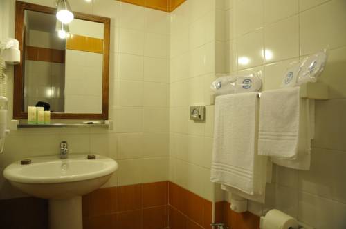 Imagen de la habitación del Hotel Fly, Casoria. Foto 13