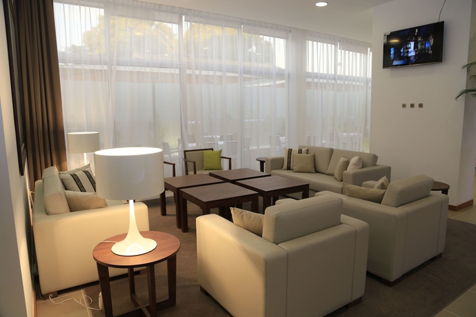 Imagen de los interiores del Hotel Fly, Luanda. Foto 12