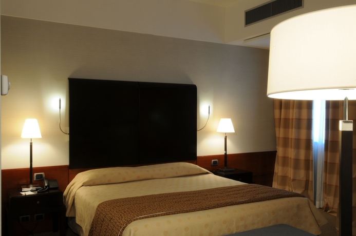 Imagen de la habitación del Hotel Fly On. Foto 5