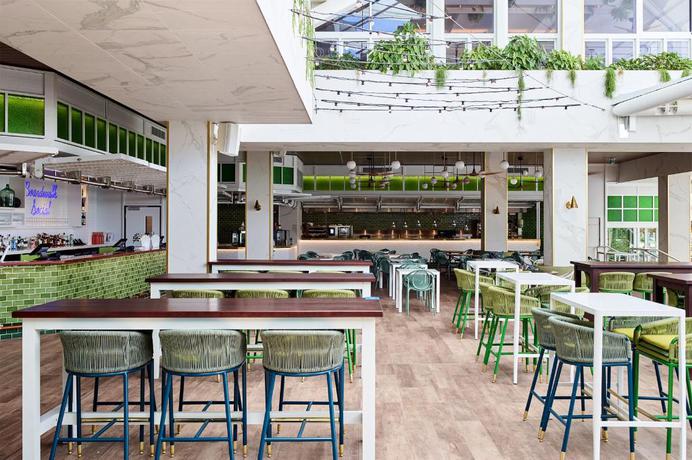 Imagen del bar/restaurante del Hotel Flynn,a Crystalbrook Collection Resort. Foto 4