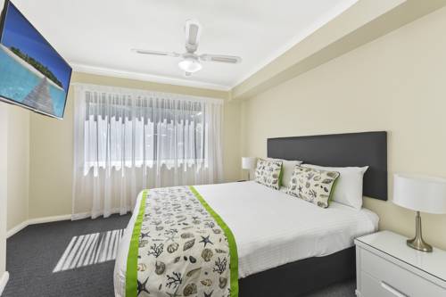 Imagen de la habitación del Hotel Flynns Beach Resort. Foto 3