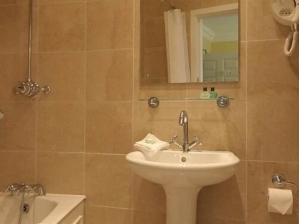 Imagen general del Hotel Flynns of Termonfeckin. Foto 4