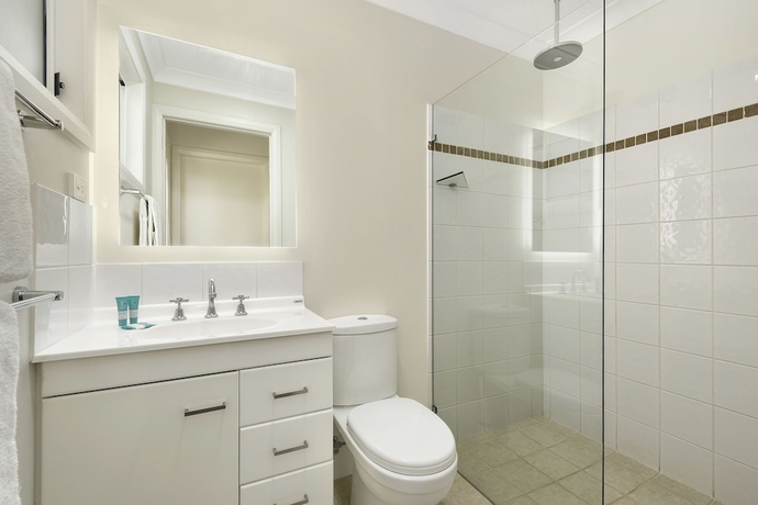 Imagen de la habitación del Hotel Flynns on Surf Beach Villas. Foto 12