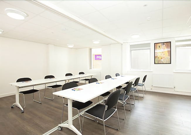 Imagen de los interiores del Hotel Fmp Parkhouse Studios. Foto 14