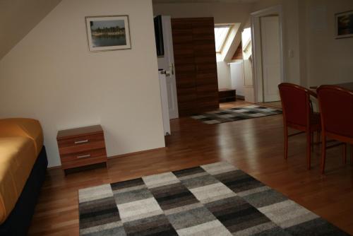 Imagen de la habitación del Hotel Főnix, Balatonf&ouml;ldv&aacute;r. Foto 8