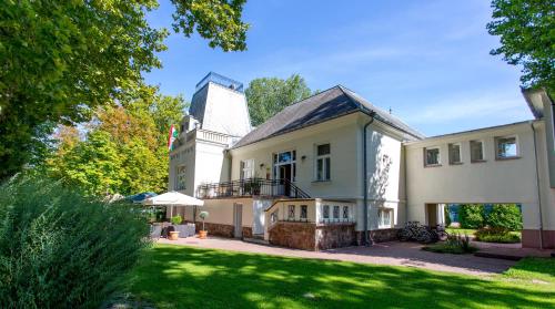 Imagen general del Hotel Főnix, Balatonf&ouml;ldv&aacute;r. Foto 7