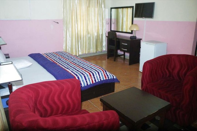 Imagen de la habitación del Hotel Focal. Foto 8