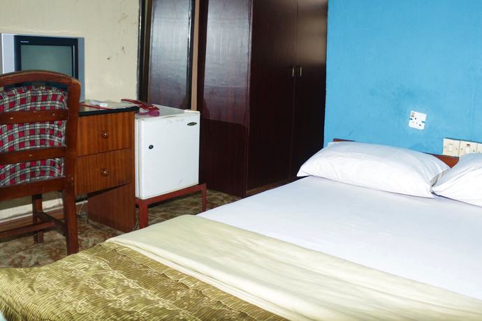 Imagen de la habitación del Hotel Focal. Foto 12