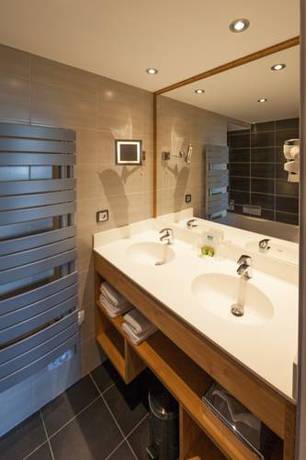 Imagen de la habitación del Hotel Foch. Foto 4