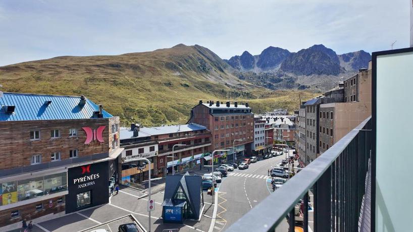 Imagen de los exteriores del Hotel Focus, Pas de la Casa. Foto 8