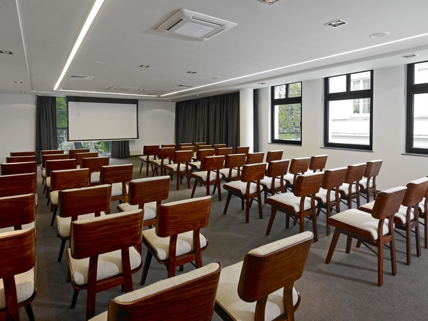 Imagen de los interiores del Hotel Focus Premium Inowrocław. Foto 13