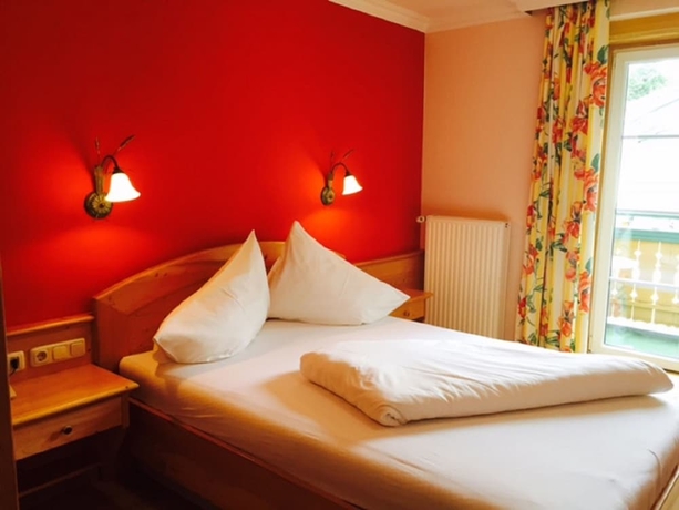 Imagen de la habitación del Hotel Foersterhof. Foto 7