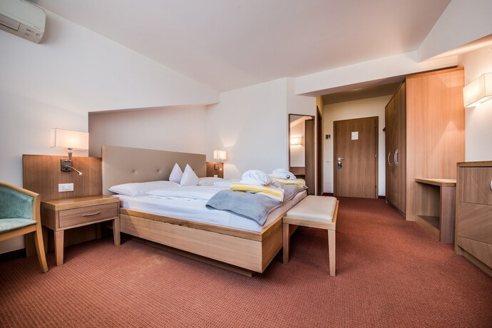 Imagen general del Hotel Foerstlerhof. Foto 11
