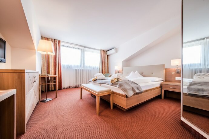 Imagen general del Hotel Foerstlerhof. Foto 12
