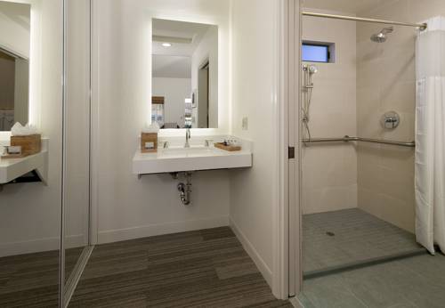 Imagen de la habitación del Hotel Fogcatcher Inn. Foto 11