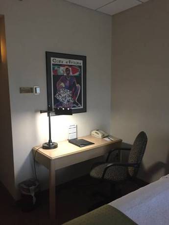 Imagen de la habitación del Hotel Fogelman Executive Center. Foto 4